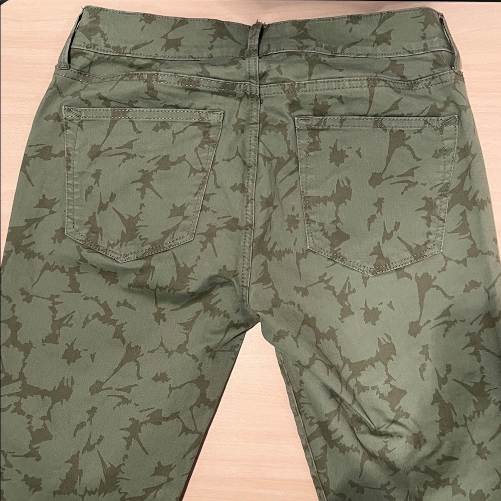 GAP Olive Floral Pattern Zipper Pants - Picture 5 of 6